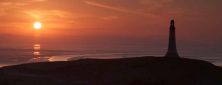 hoad monument sunrise.jpg